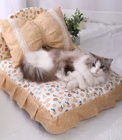 Cute Bow Pet Bed with Detachable Pillow