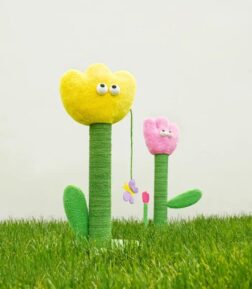 Tulip Shape Cat Scratch Tree