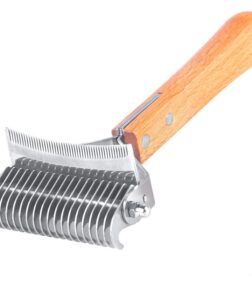 3-in-1 Deshedding Dog Rake Brush