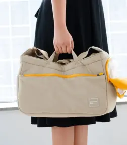 Stylish Pet Carrier Shoulder Bag for Small to Medium Dogs