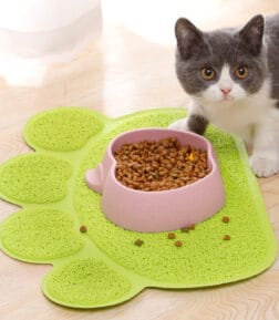 Anti-Slip Pet Mat for Cats and Dogs